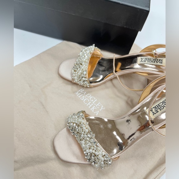 Badgely Mischka Clara heels. Size 6. - Picture 4 of 6